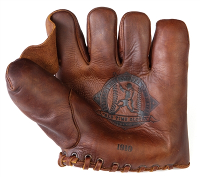 1910 Golden Era Baseball Glove