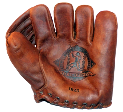 1925 Golden Era Baseball Glove
